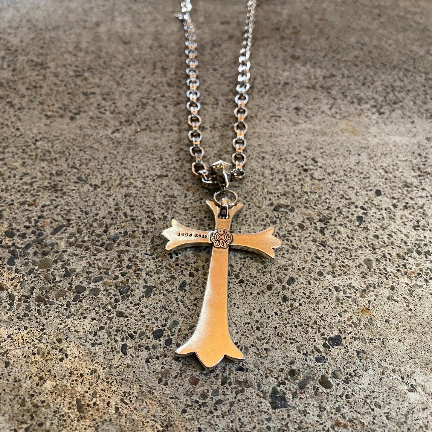 ColdChrome™ Large Cross Pendant Paper Chain Neclace