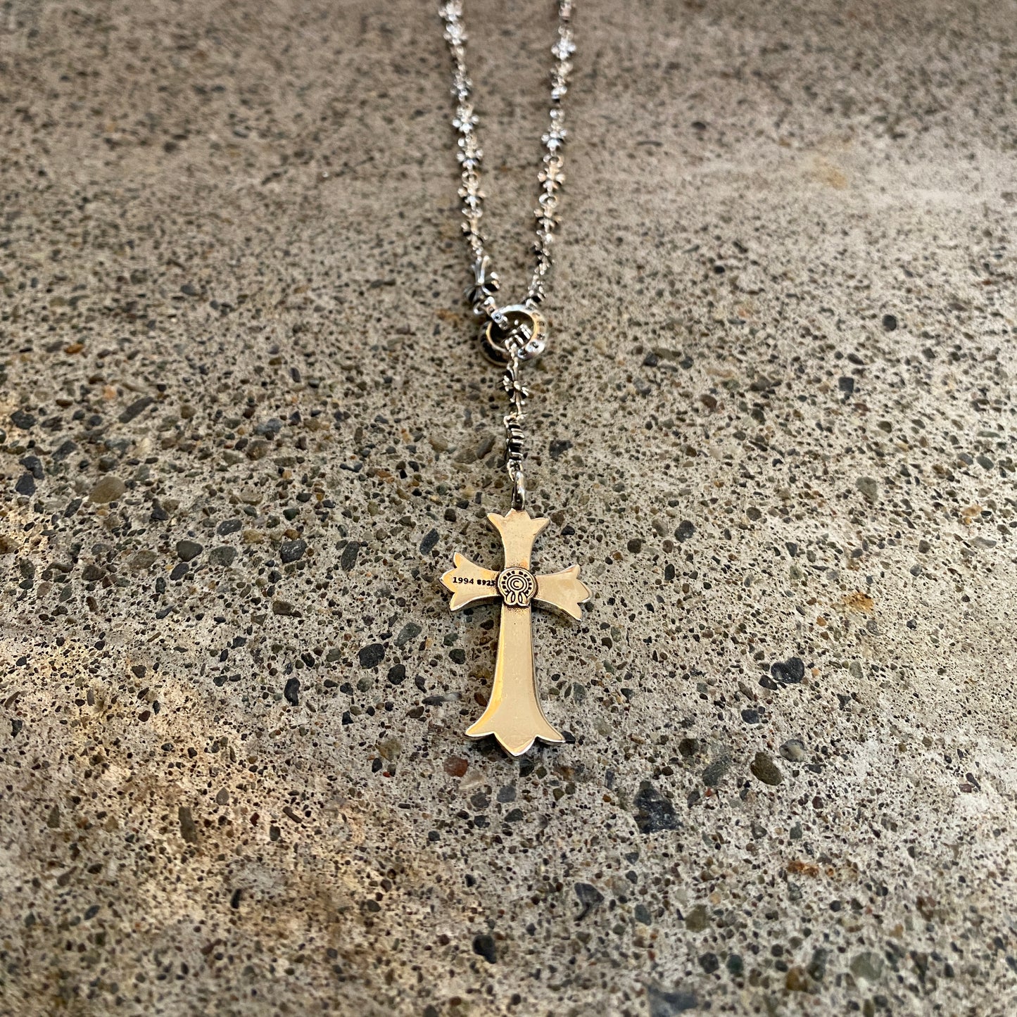 ColdChrxme™ Choker Chain Cross Pendant Necklace