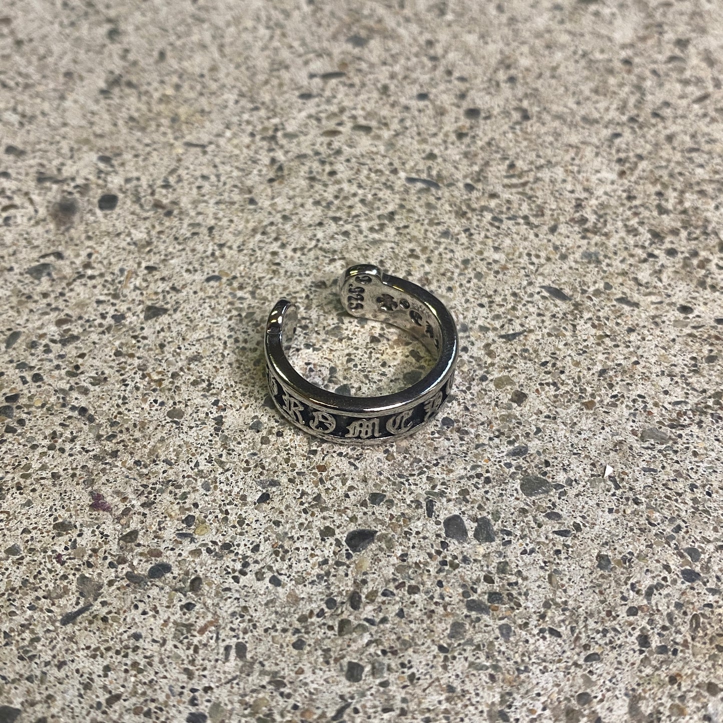 ColdChrome™ Scroll Ring